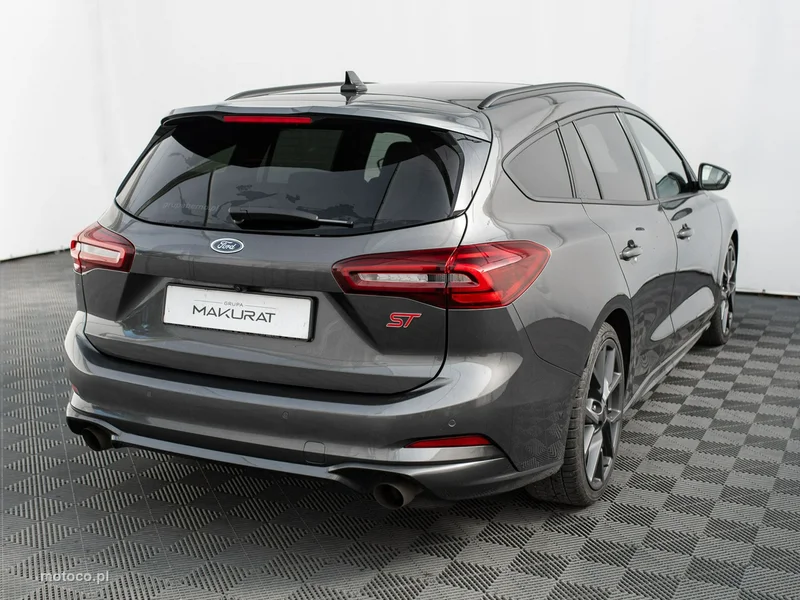 Ford Focus IV 5