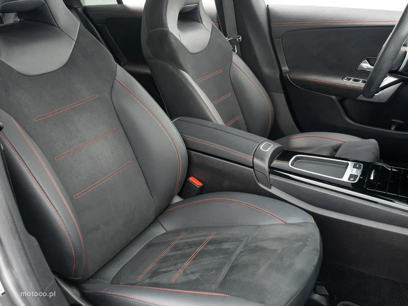 Mercedes-Benz CLA C118 CLA 200 27