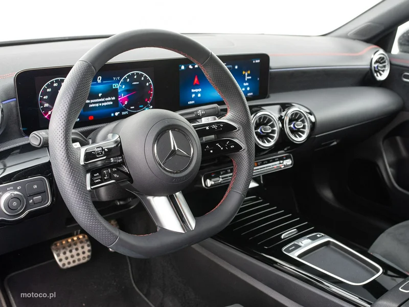 Mercedes-Benz CLA C118 CLA 200 6
