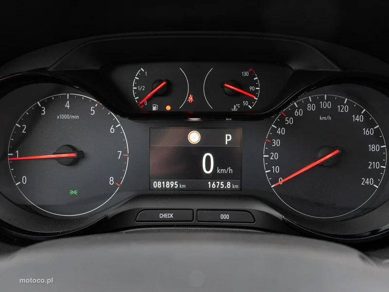 Opel Grandland X 12