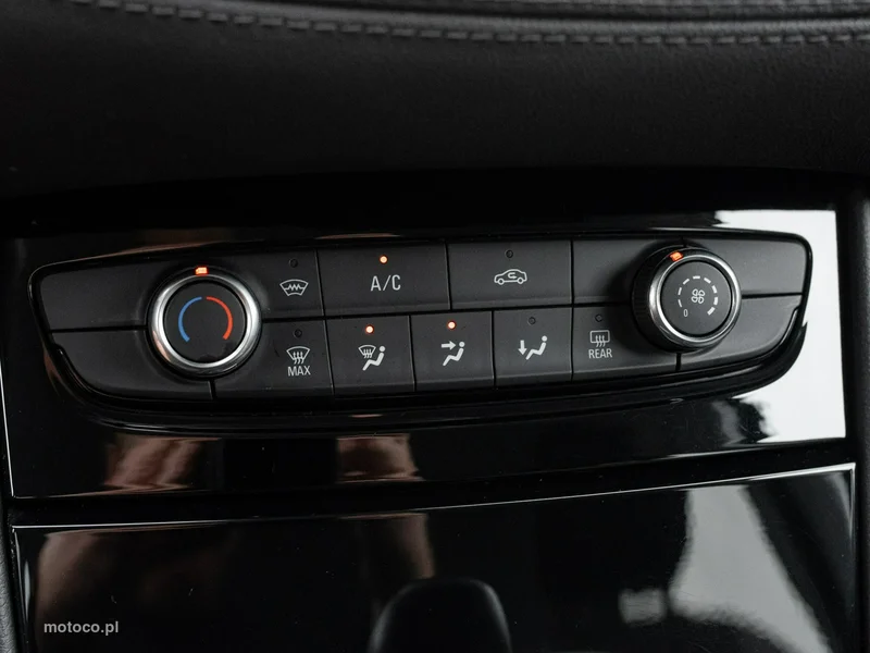 Opel Grandland X 16