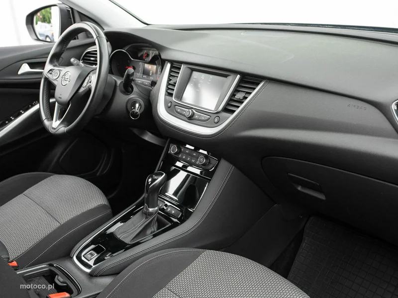 Opel Grandland X 24