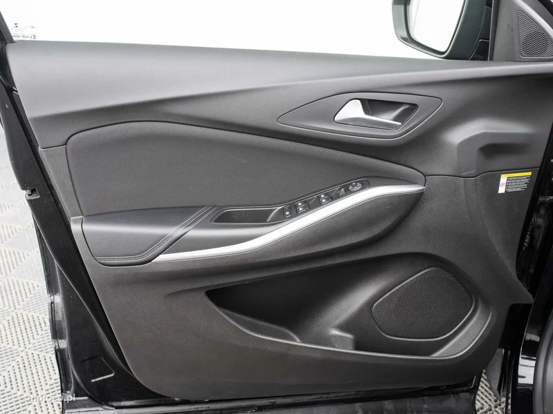 Opel Grandland X 9