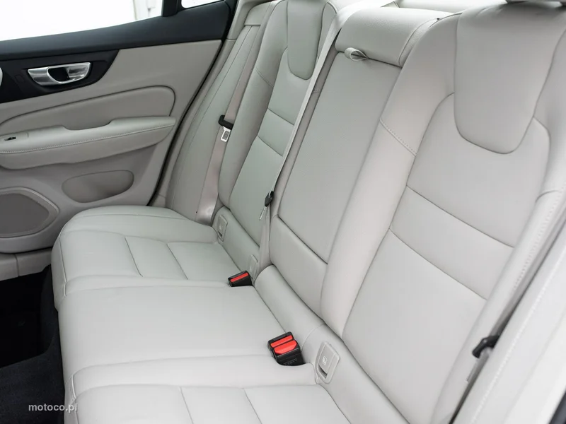 Volvo S60 24