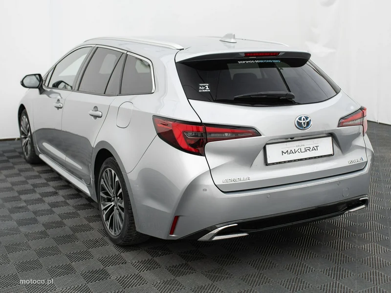 Toyota Corolla E210 4