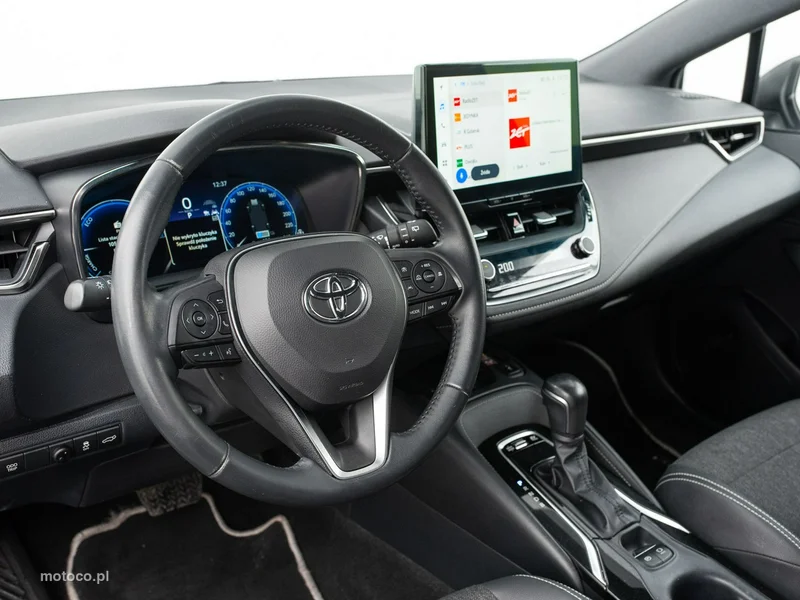 Toyota Corolla E210 6