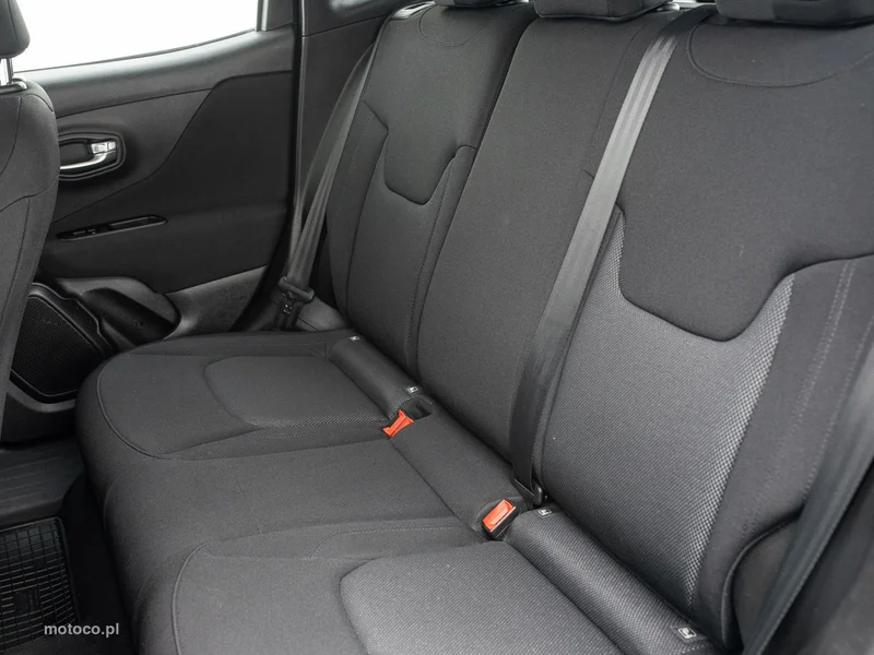 Jeep Renegade 21