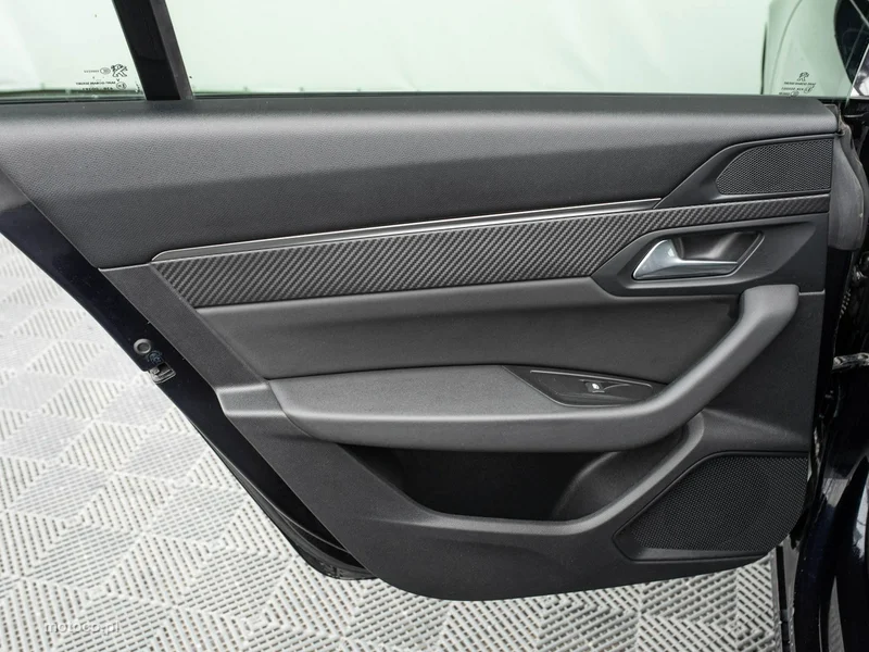 Peugeot 508 SW 24