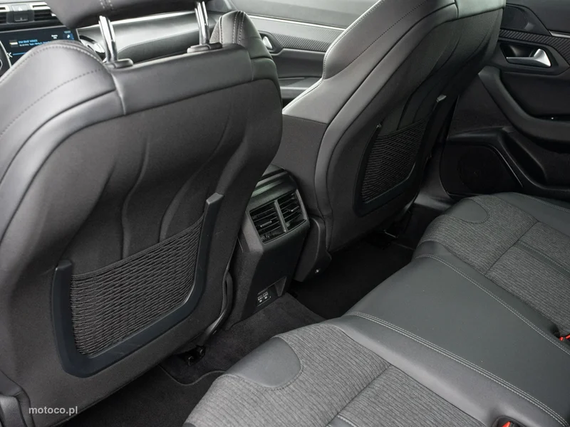 Peugeot 508 SW 25