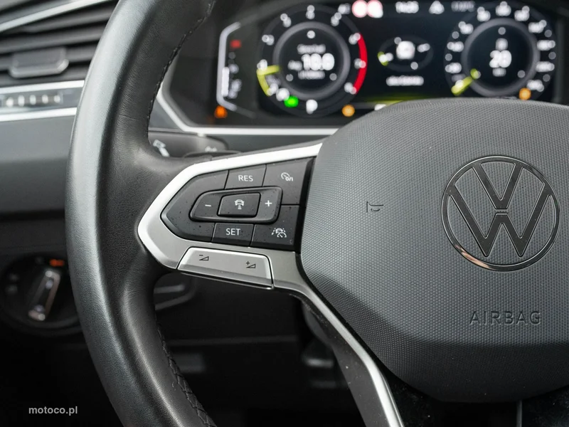 Volkswagen Tiguan AD 13