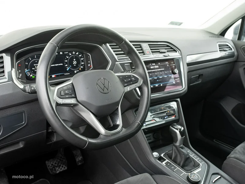 Volkswagen Tiguan AD 6