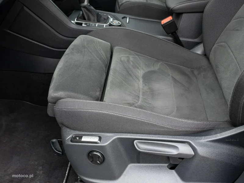 Volkswagen Tiguan AD 10