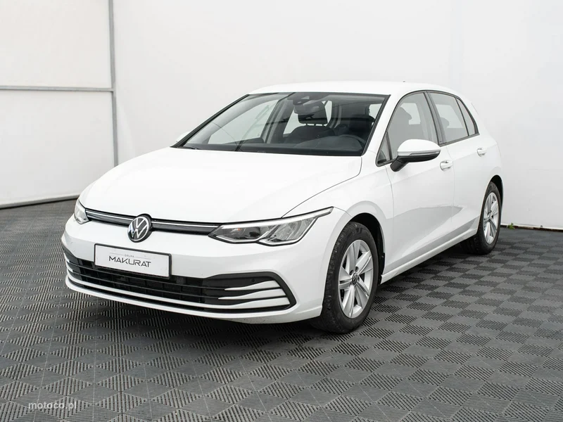 Volkswagen Golf VIII 2