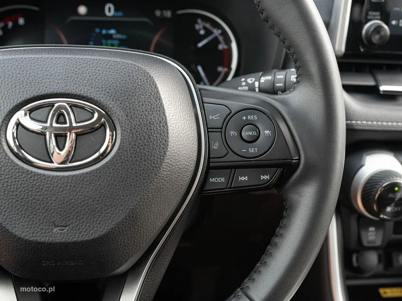 Toyota RAV 4 XA50 14