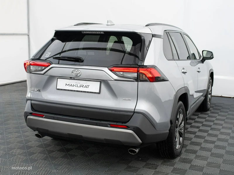 Toyota RAV 4 XA50 5