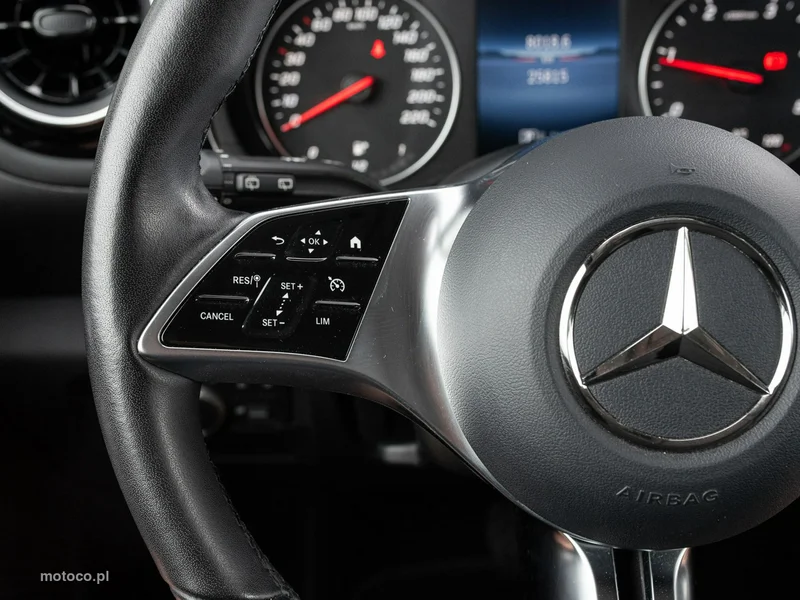 Mercedes-Benz T 180 d 13