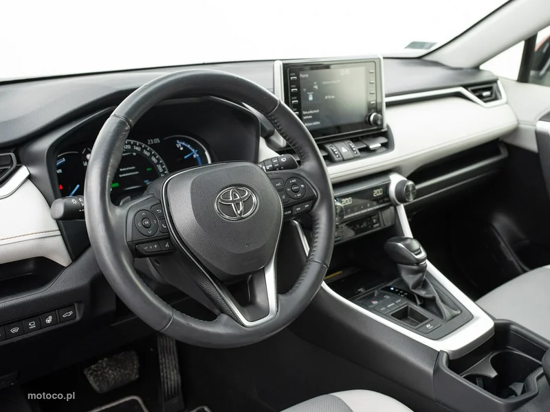 Toyota RAV 4 XA50 6