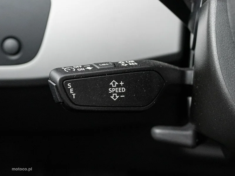 Audi A4 B9 15