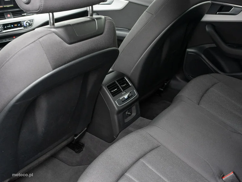 Audi A4 B9 24