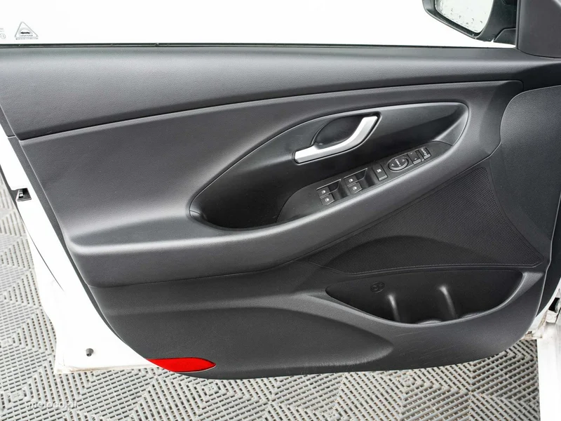 Hyundai i30 9
