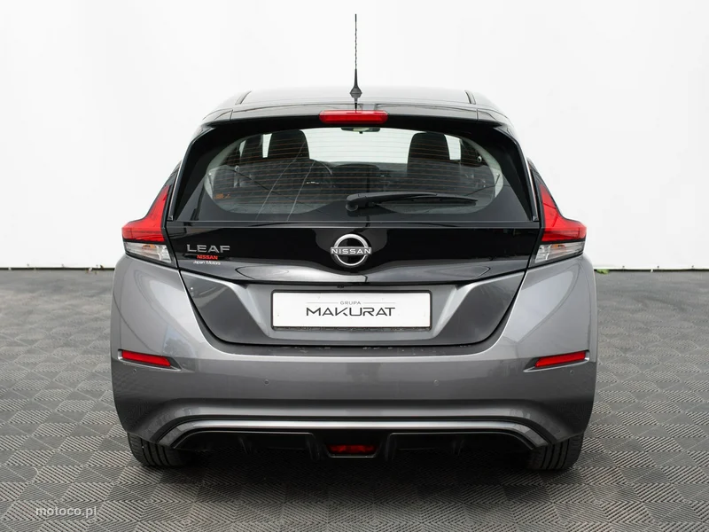 Nissan Leaf 8