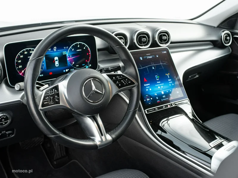 Mercedes-Benz Klasa C W206 C 220 6