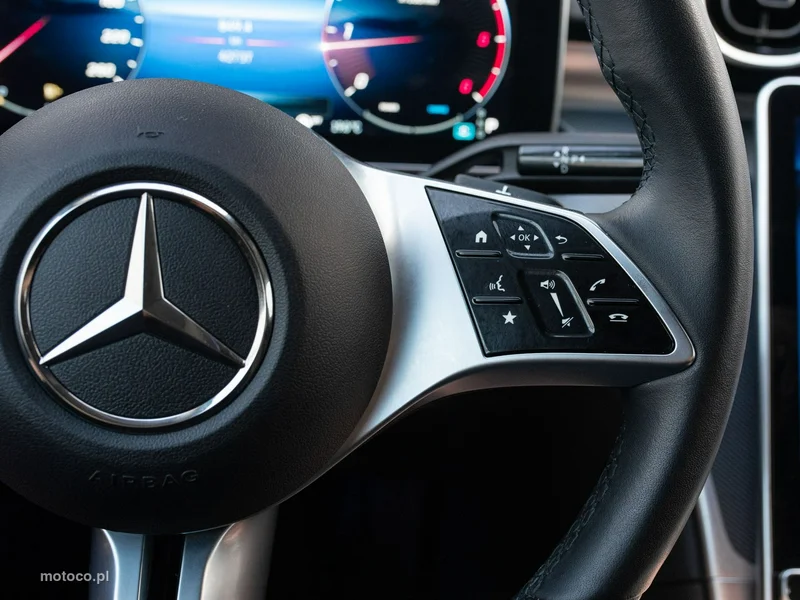 Mercedes-Benz Klasa C W206 C 220 14
