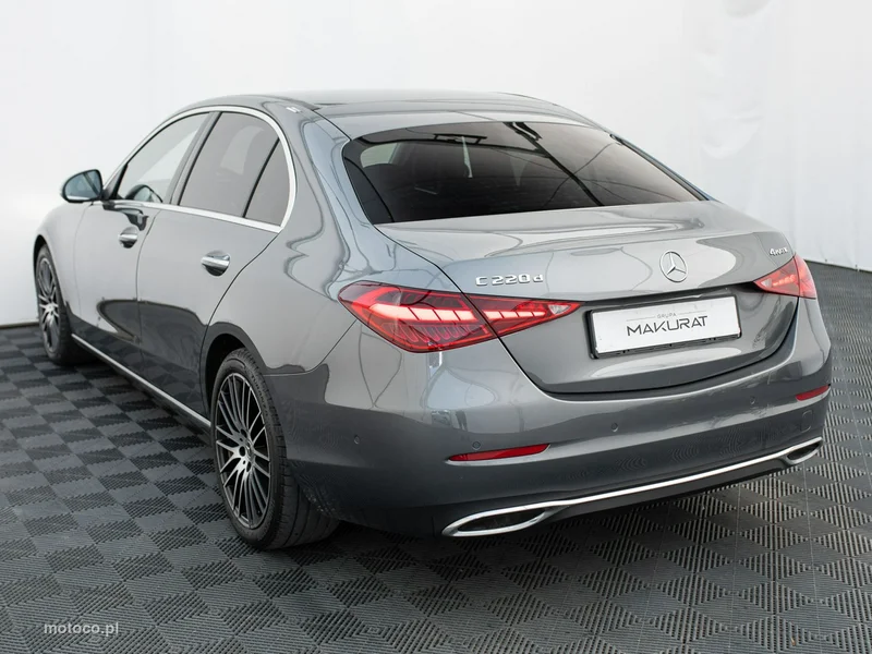 Mercedes-Benz Klasa C W206 C 220 4