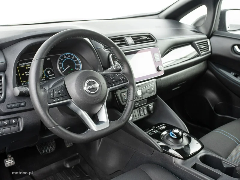 Nissan Leaf 6