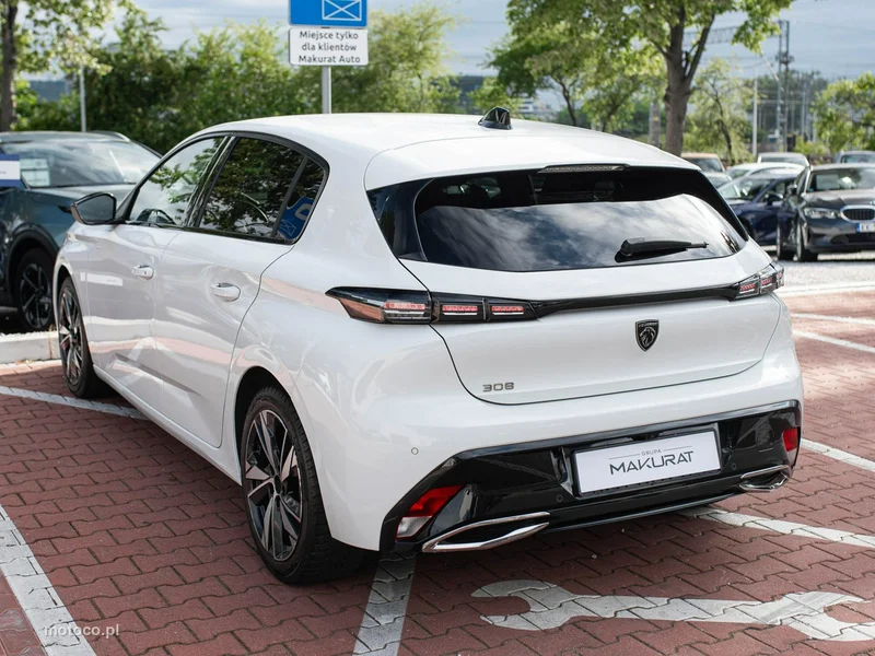 Peugeot 308 4