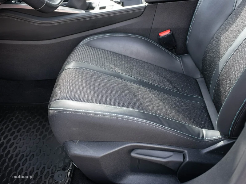 Peugeot 308 10