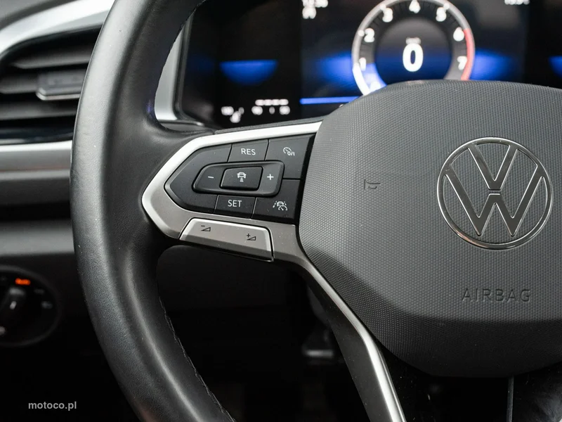 Volkswagen T-Roc A1 12