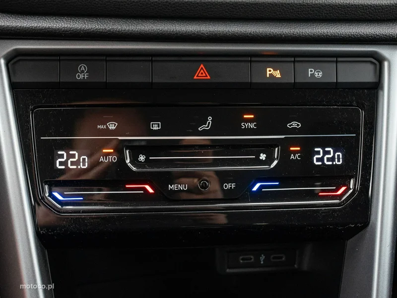 Volkswagen T-Roc A1 15