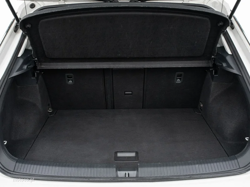 Volkswagen T-Roc A1 26