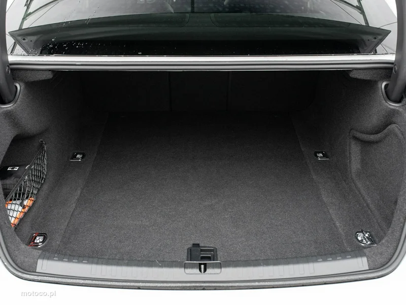 Audi A6 C8 29