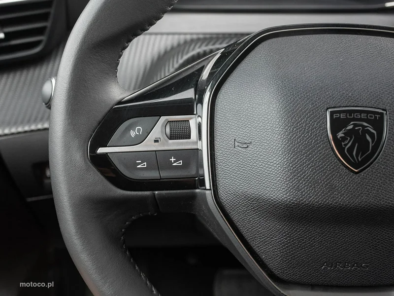 Peugeot 208 13