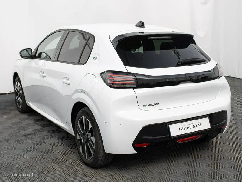 Peugeot 208 4