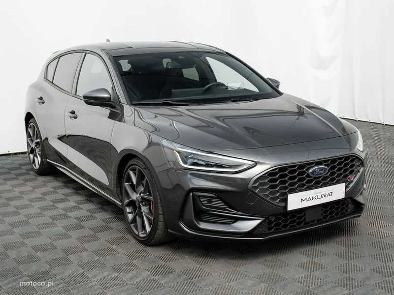 Ford Focus IV 3