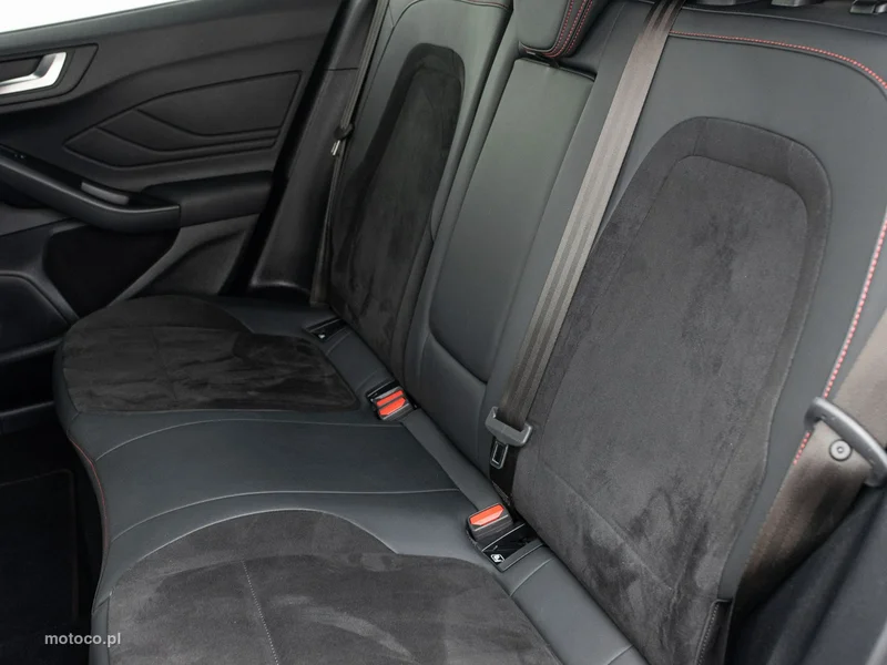 Ford Focus IV 25