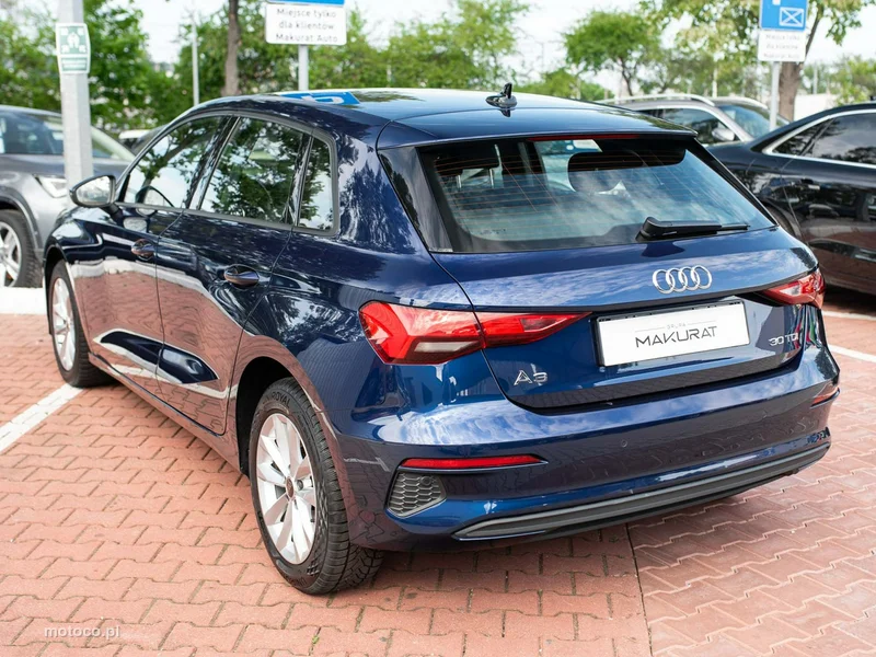 Audi A3 8Y 4