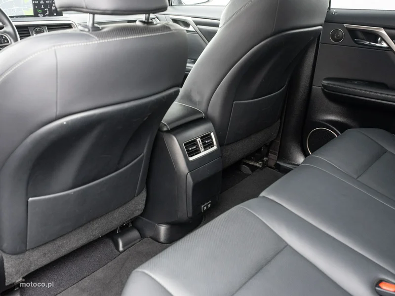 Lexus RX 26