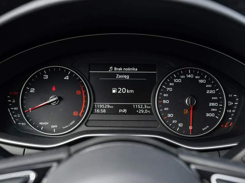 Audi A4 B9 12