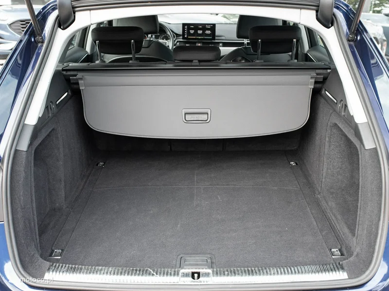 Audi A4 B9 26