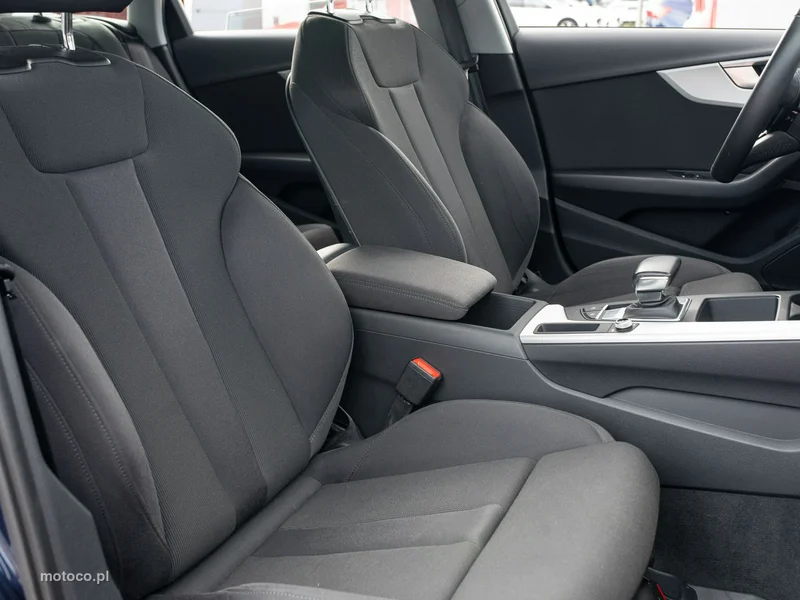 Audi A4 B9 28
