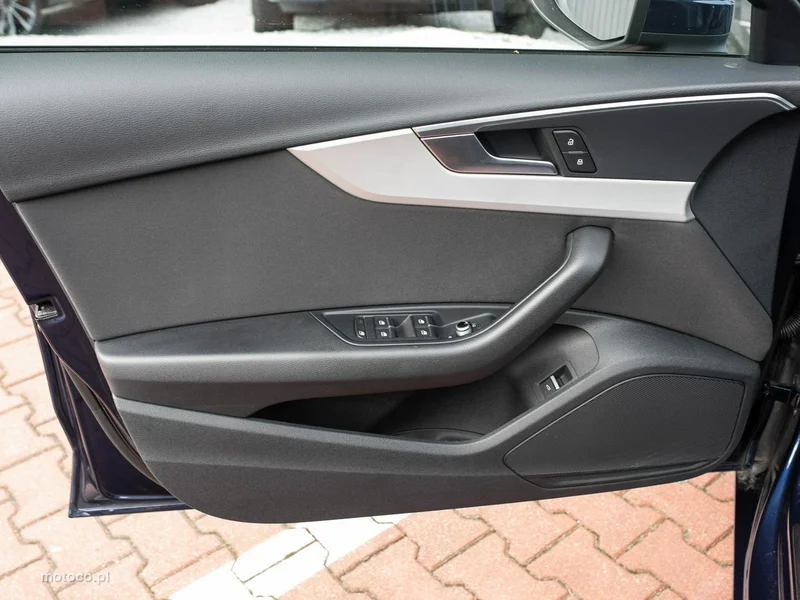 Audi A4 B9 9