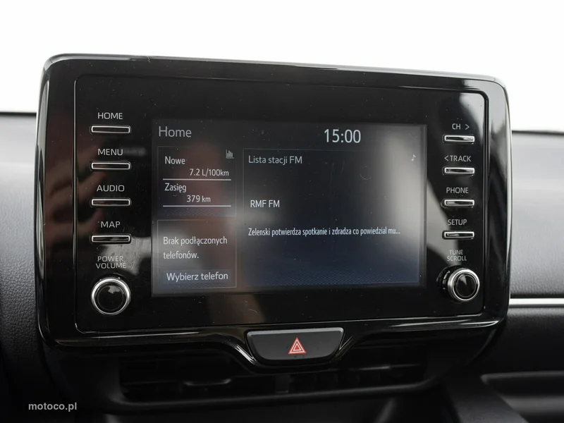 Toyota Yaris XP210 17