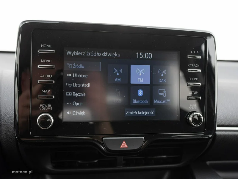Toyota Yaris XP210 18