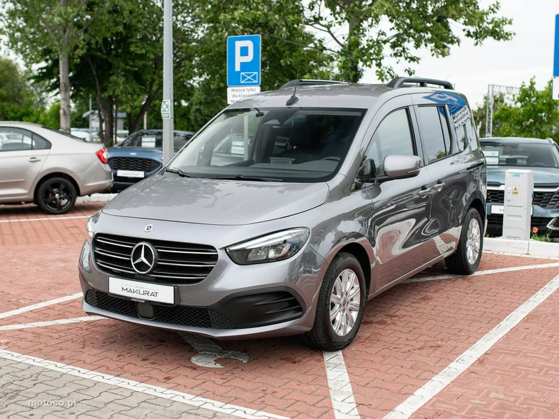 Mercedes-Benz T 180 d 2