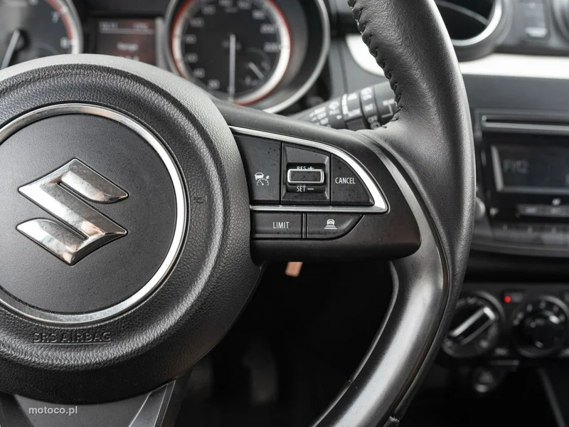 Suzuki Swift 12