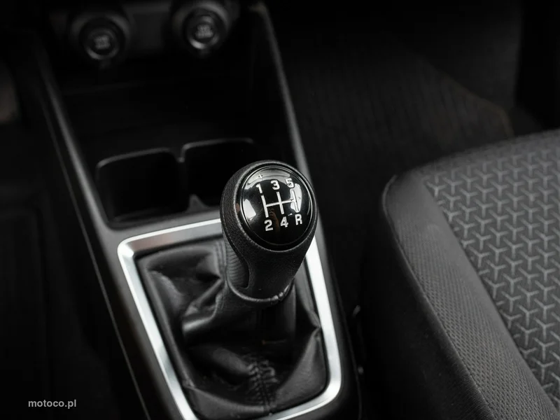 Suzuki Swift 13